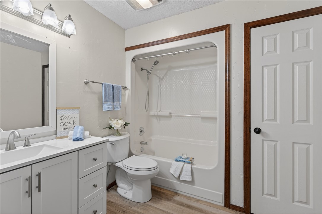 Timber Oaks - Residential