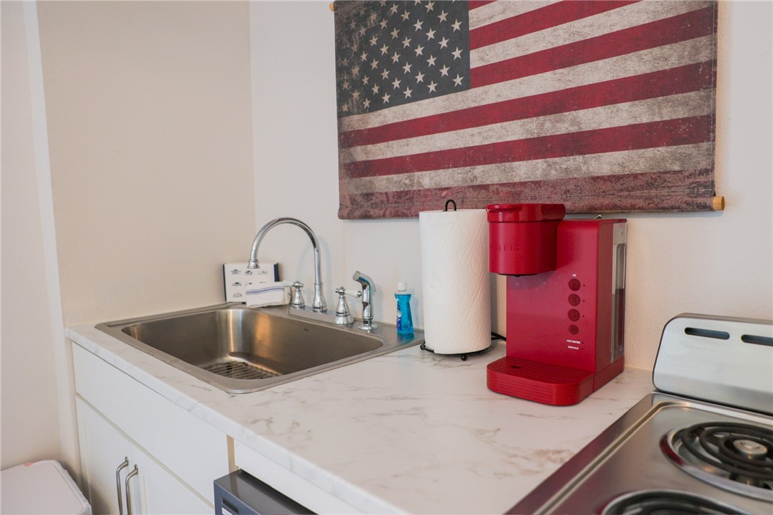 Redwick Sub Bvv - Residential Lease