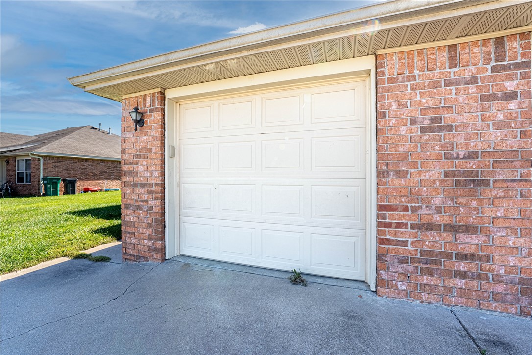 Plantation Ph I, The Rogers - Residential Lease