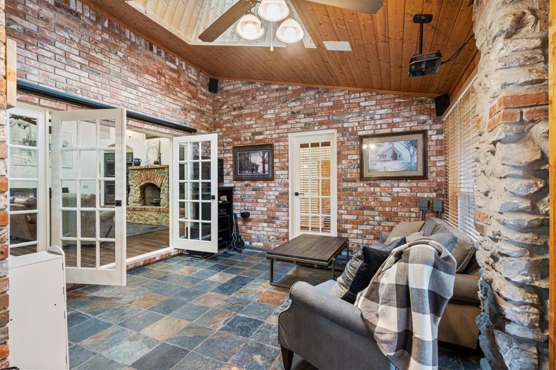 Riverlyn Estates - Residential