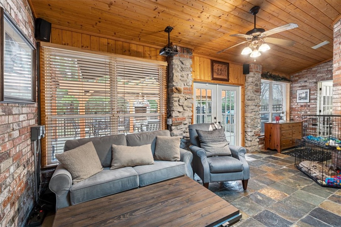 Riverlyn Estates - Residential