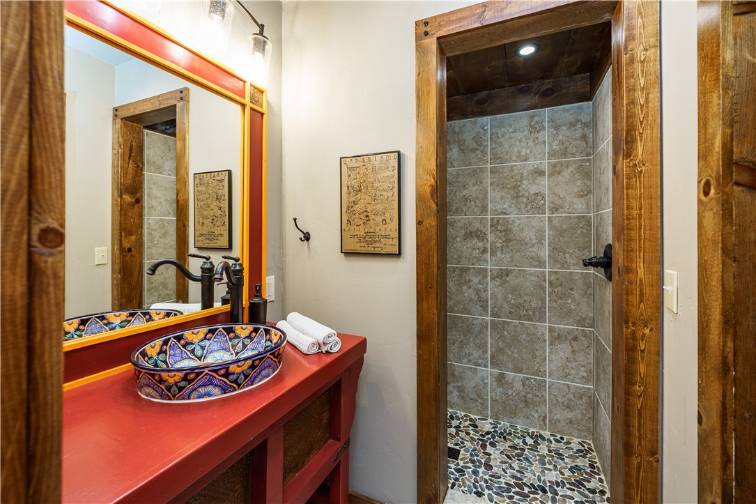 Unit 6 Holiday Island - Residential