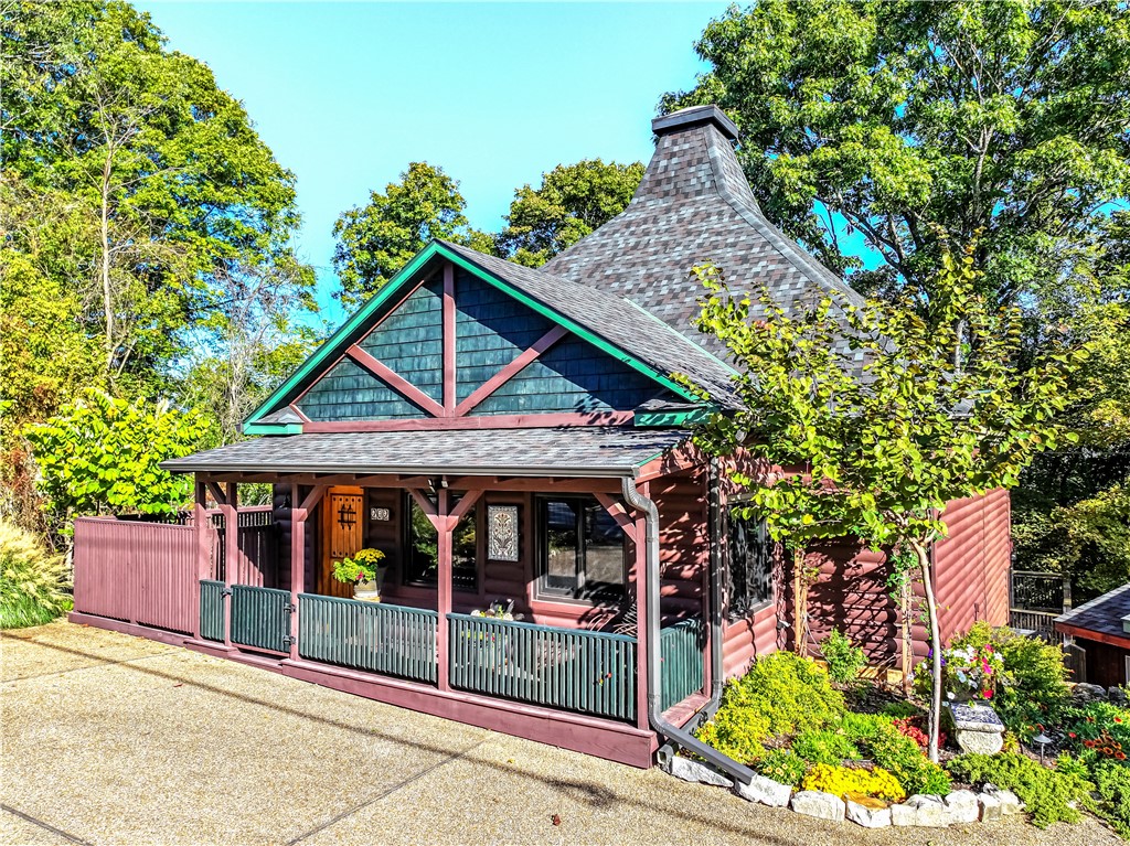 Unit 6 Holiday Island - Residential