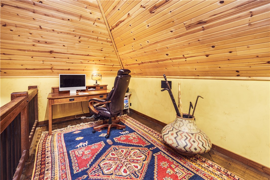 Unit 6 Holiday Island - Residential