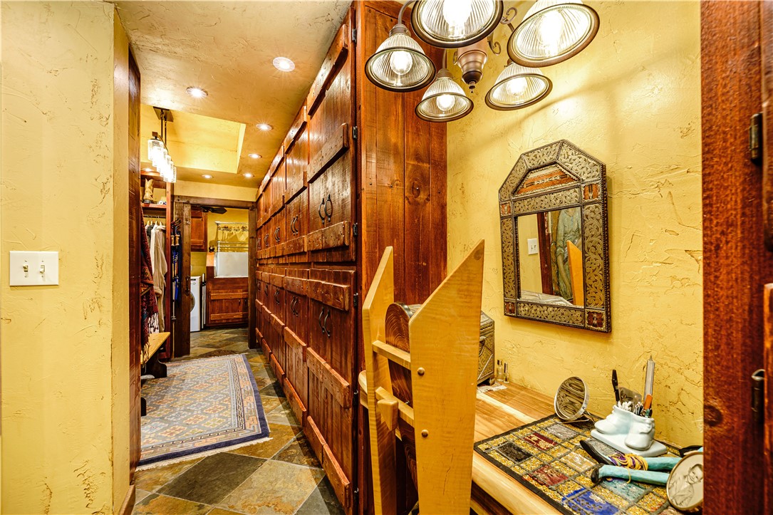 Unit 6 Holiday Island - Residential