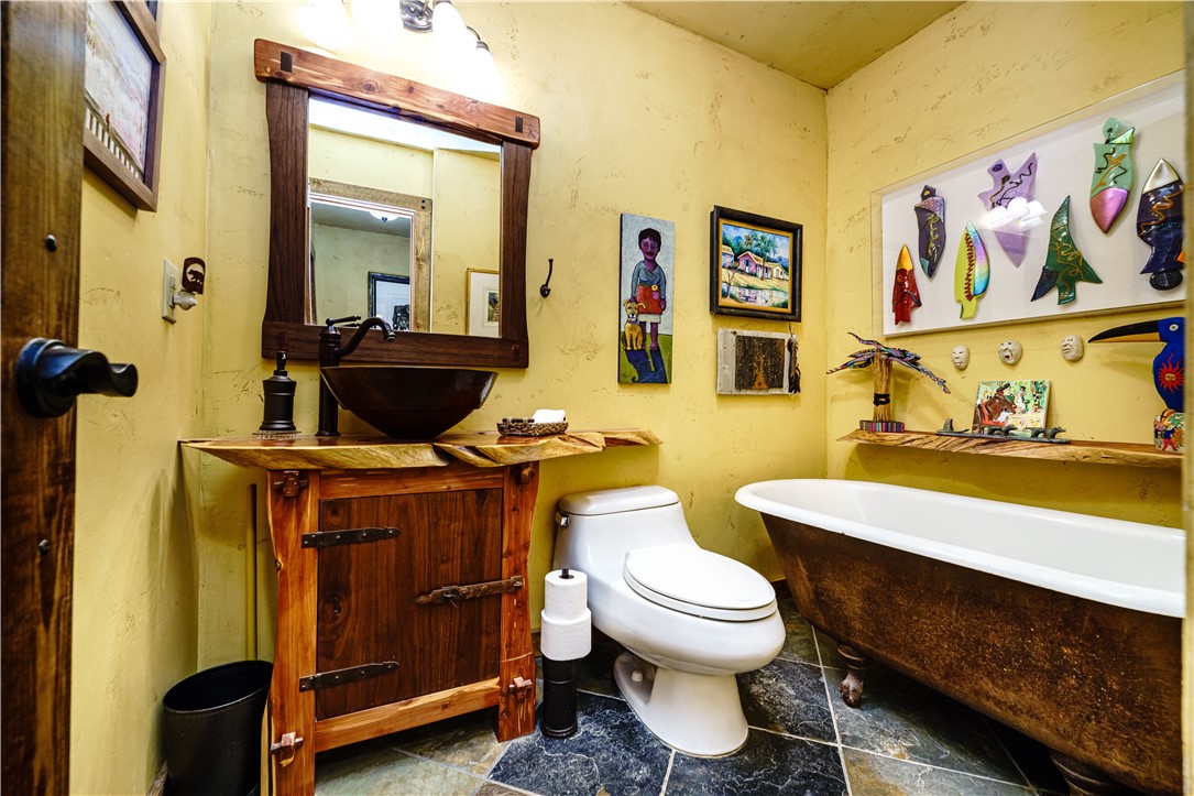 Unit 6 Holiday Island - Residential