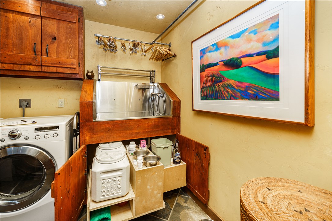 Unit 6 Holiday Island - Residential