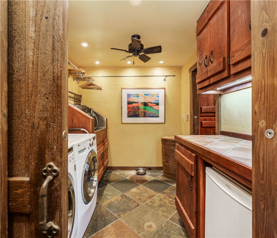 Unit 6 Holiday Island - Residential