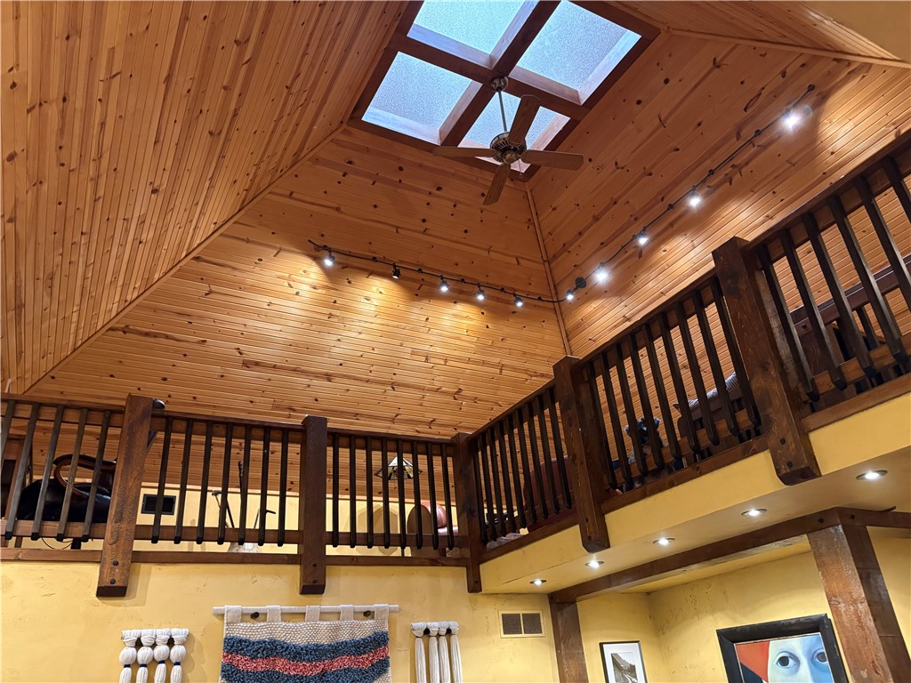 Unit 6 Holiday Island - Residential