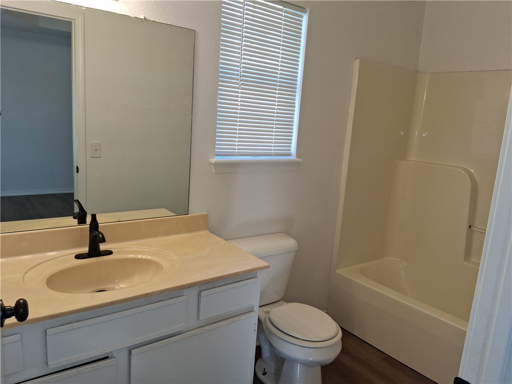 Applegate Sub Bentonville - Residential Lease