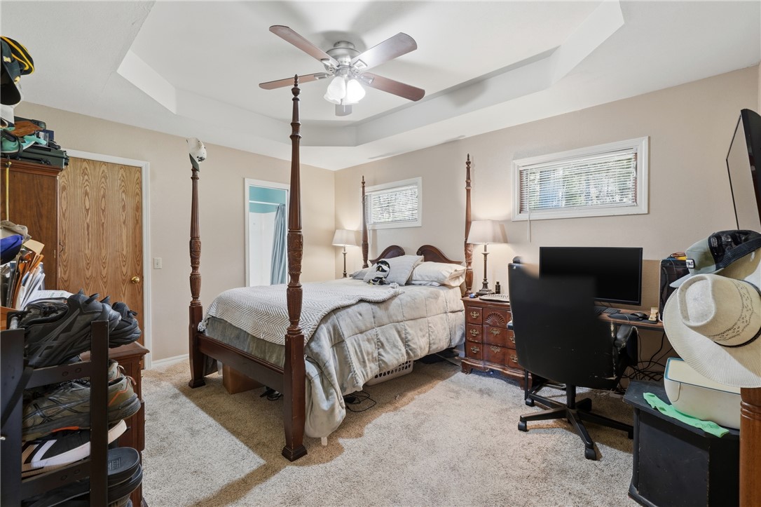 UNIT 5 HOLIDAY ISLAND - Residential