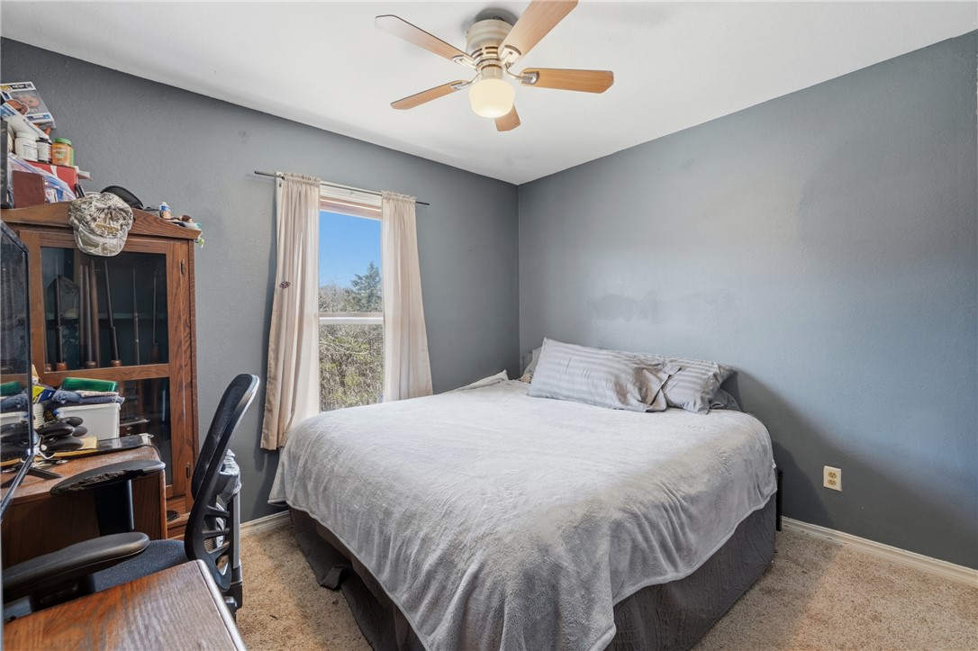 UNIT 5 HOLIDAY ISLAND - Residential