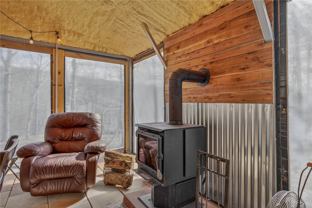 Collum West Ph V - Land