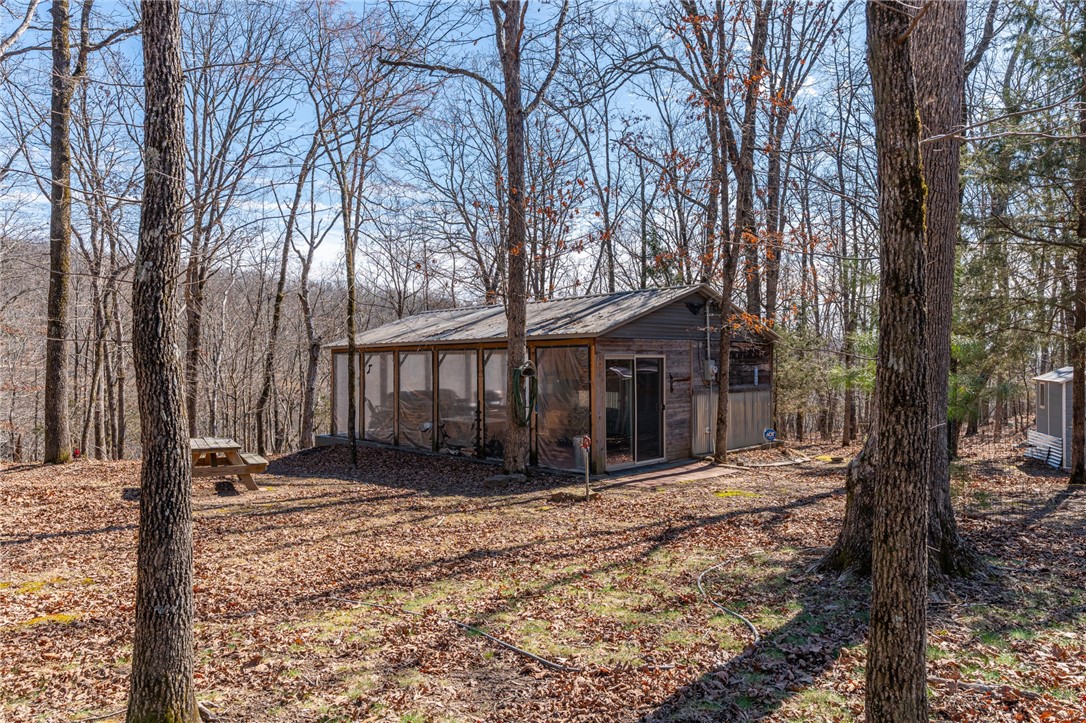 Collum West Ph V - Land