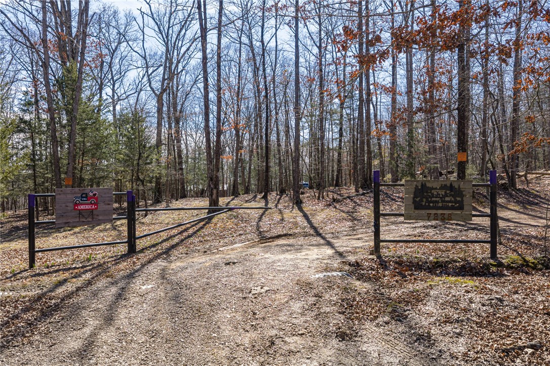 Collum West Ph V - Land