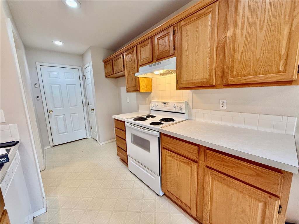 Marionet Sub Bvv - Residential Lease