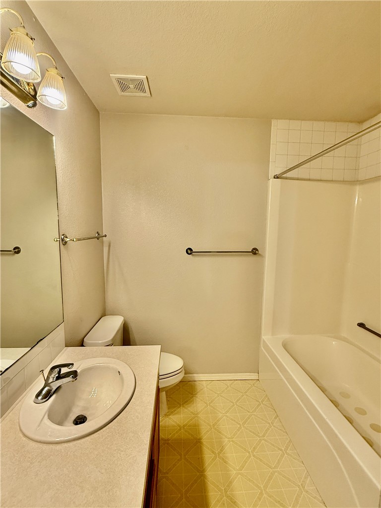 Marionet Sub Bvv - Residential Lease