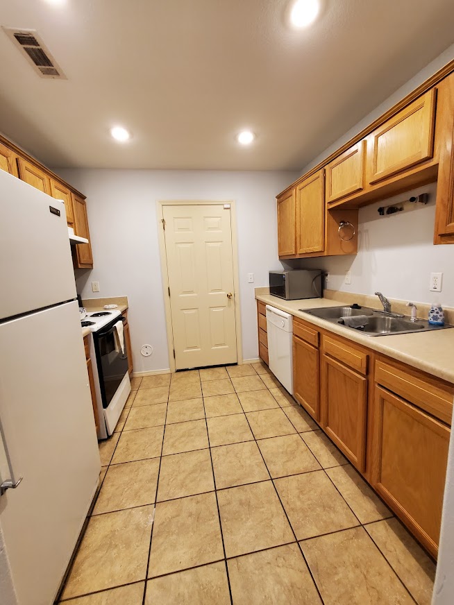 Stonegate Sub Bentonville - Residential Lease