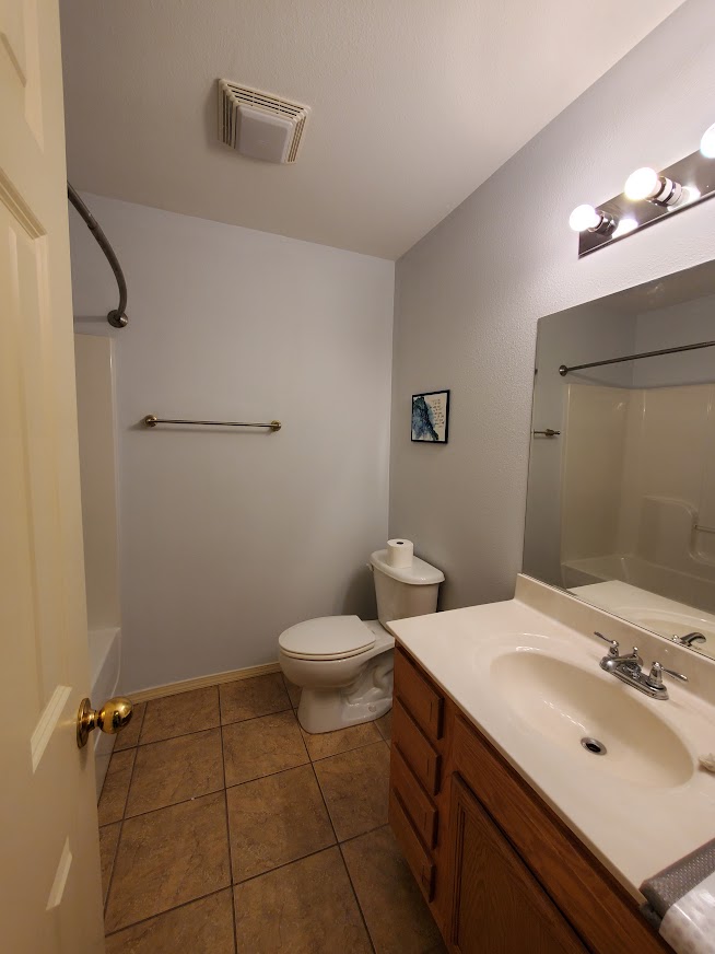 Stonegate Sub Bentonville - Residential Lease