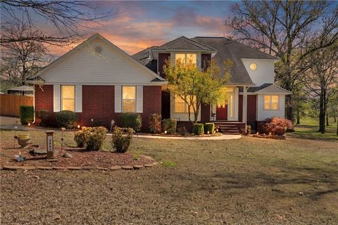 2801 Westlake Drive Lavaca AR 72941