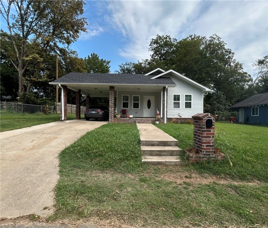 Completely remodeled just one year ago, this charming 3-bedroom, 2-bath home offers modern comfort and style in a convenient location just west of downtown Morrilton. With 1,260 square feet of thoughtfully designed living space, this property combines updated features with cozy charm.
Step inside to an open-concept living and dining area, perfect for gatherings and everyday living. The kitchen is equipped with nearly new appliances, while the spacious master suite boasts a large walk-in closet and private bath.
Recent updates include a new roof, HVAC system, water heater, and appliances—all approximately one year old, giving you peace of mind for years to come.
Outside, enjoy the sizeable lot with a fenced yard on three sides, a carport for covered parking, and a cute covered front porch with plenty of space to decorate or relax outdoors.
Move-in ready and beautifully updated, this home is a must-see!