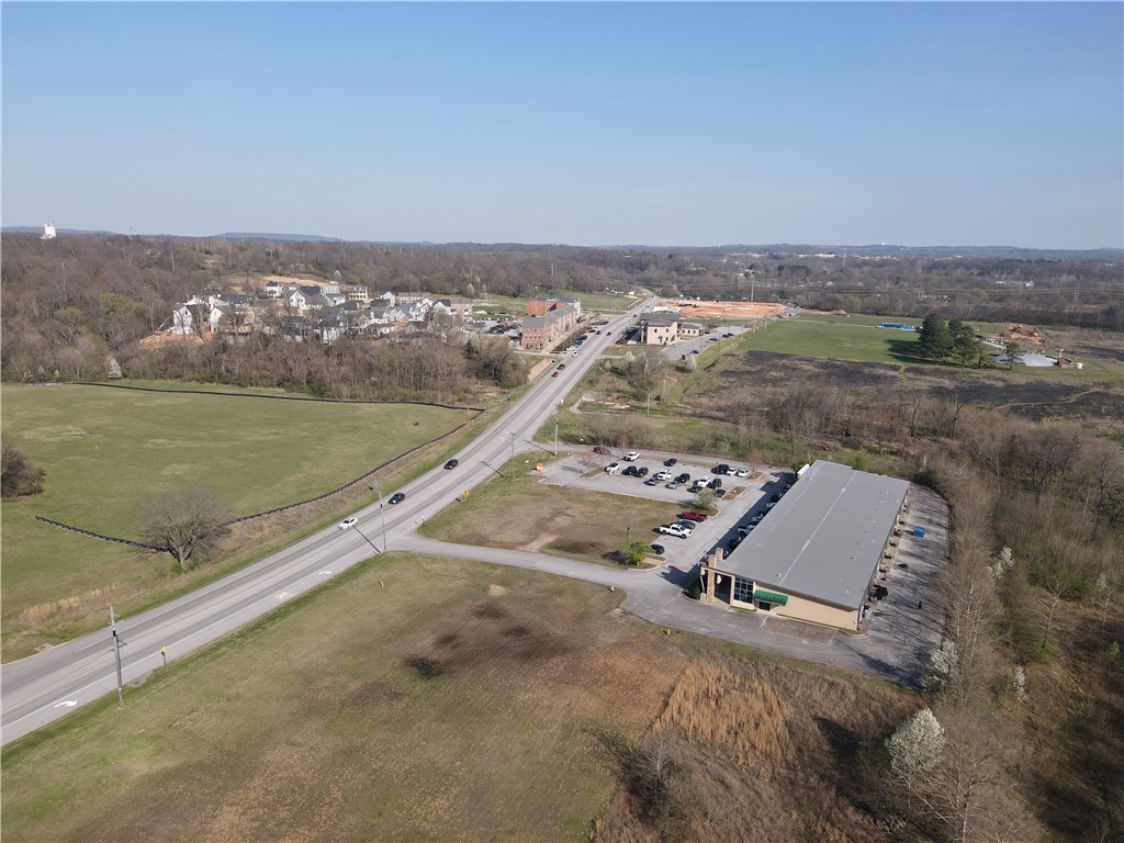 Maverick Comm Park - Commercial Lease