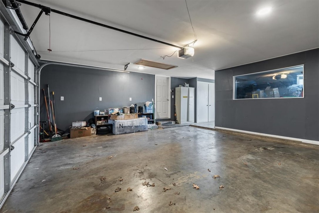 Dixie Acres Add Rogers - Residential Lease