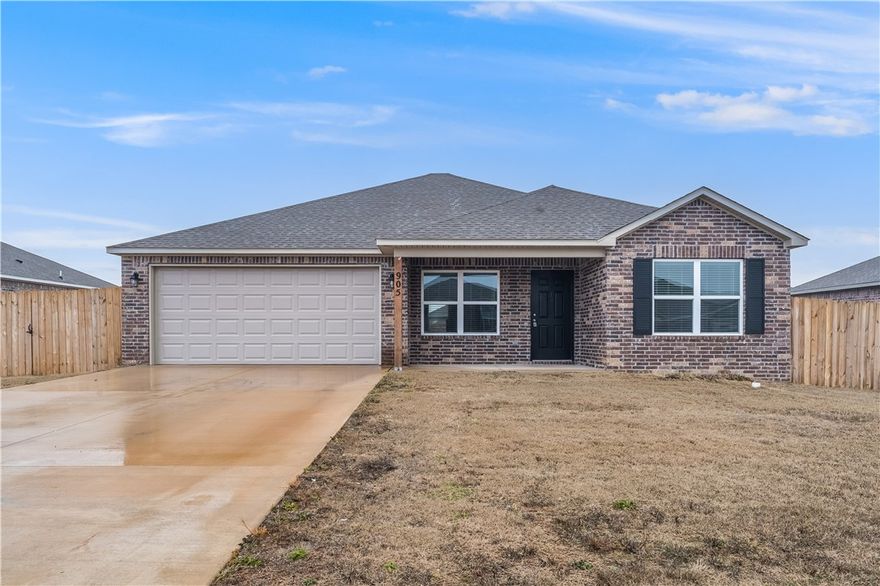 This Beautiful Siloam Springs home is a MUST SEE!! 4 bedrooms and 2 full baths with 1640 square feet of living space! Some of the features include neutral color paint throughout, Wall to wall luxury wood vinyl flooring, stainless steel appliances, hard surface countertops and lots of storage. The primary bedroom features an en suite bathroom with a walk-in closet. This home is ready for a new family to call home. Schedule a showing soon!