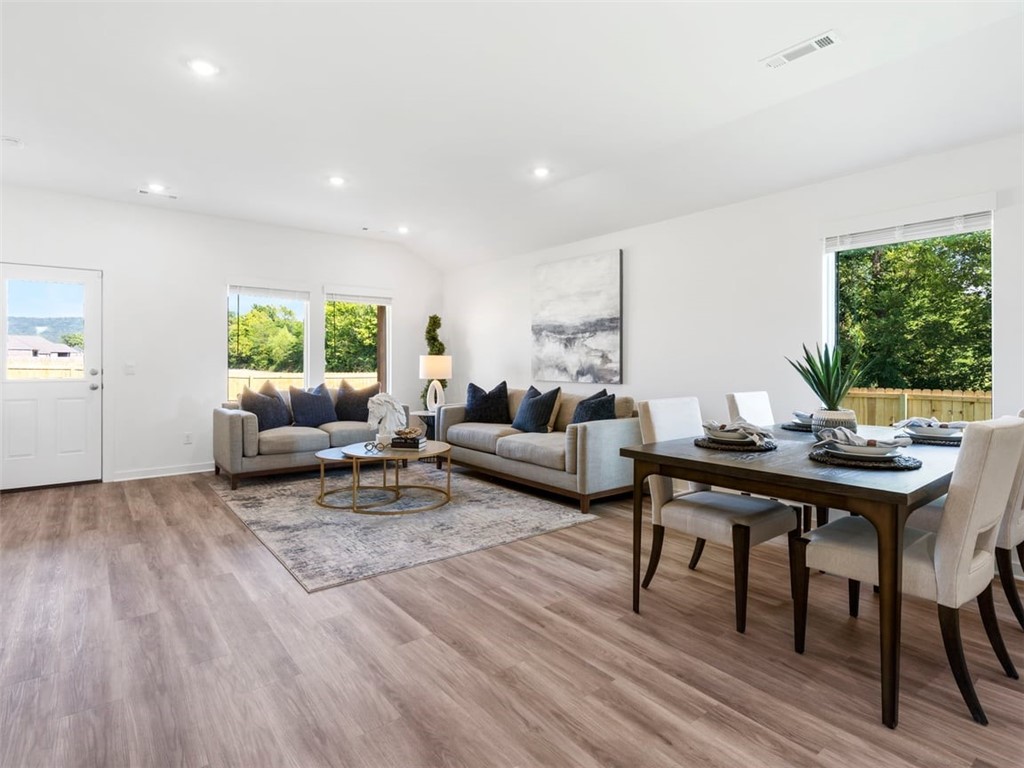 Wagon Wheel Crossing - Residential