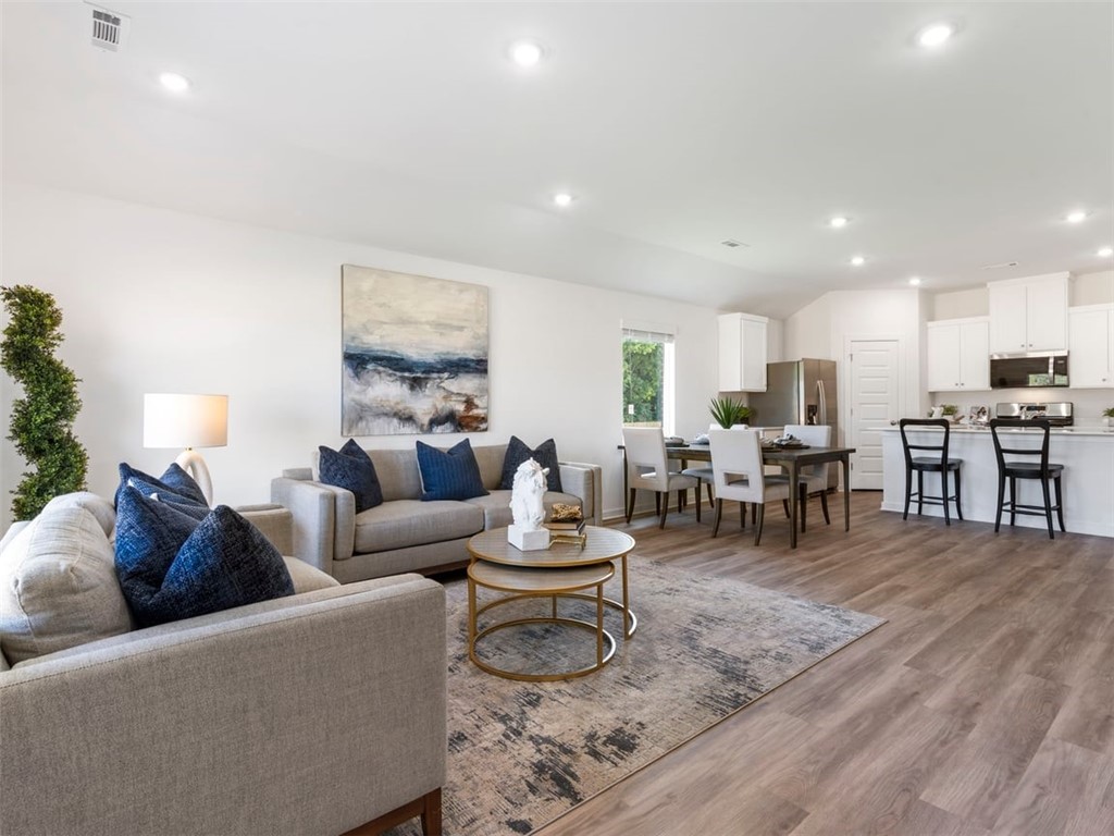 Wagon Wheel Crossing - Residential