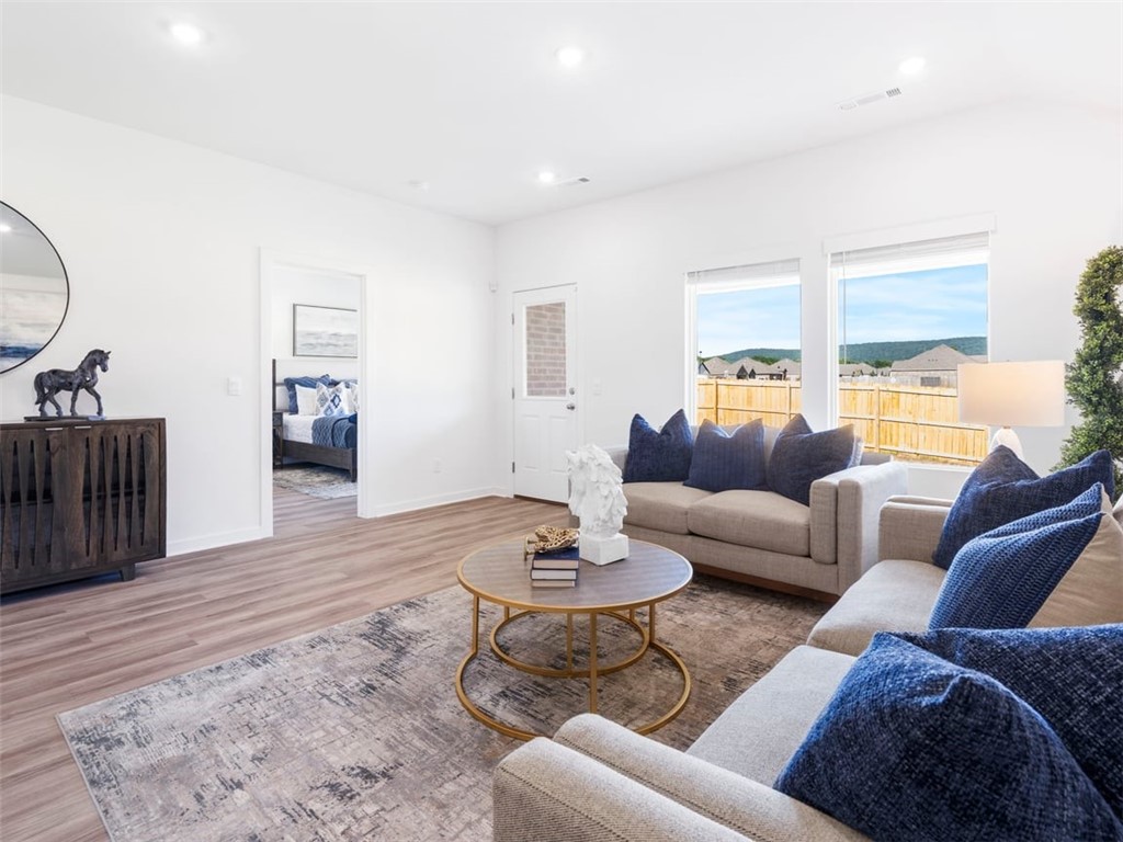 Wagon Wheel Crossing - Residential