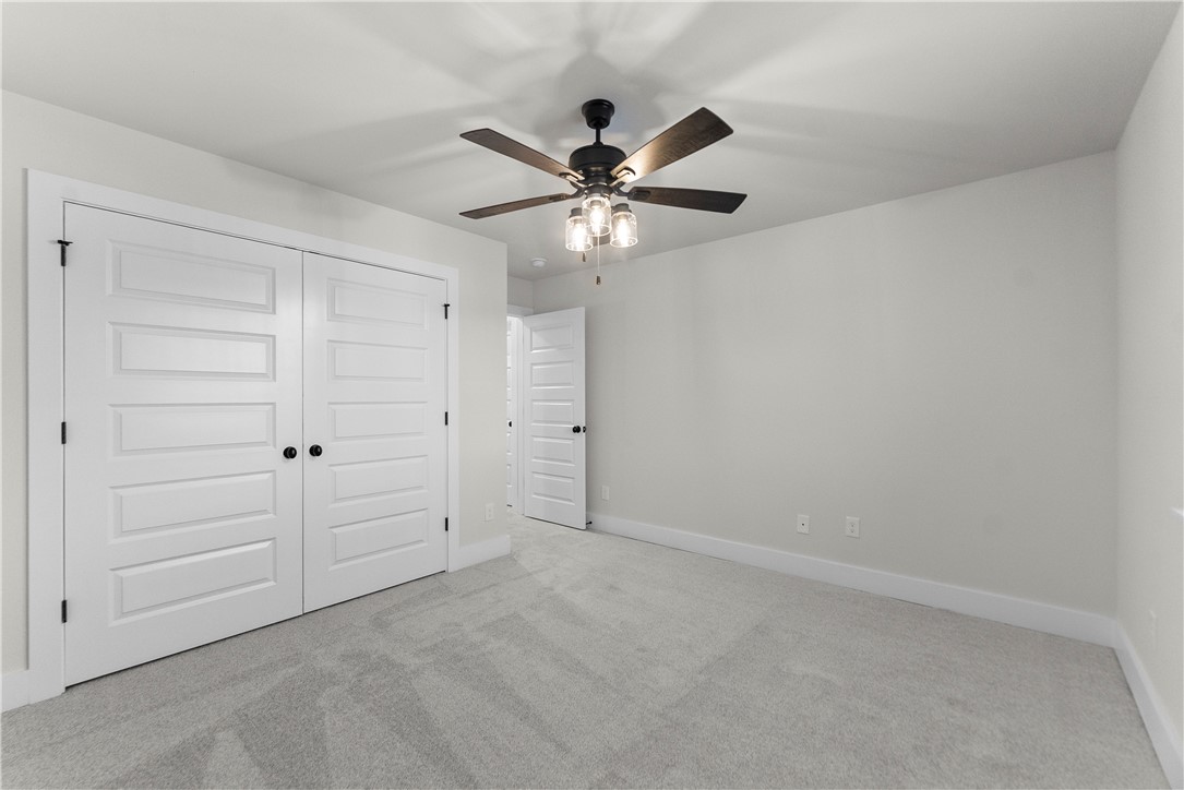 DIAMOND ESTATES PH V-CENTERTON - Residential