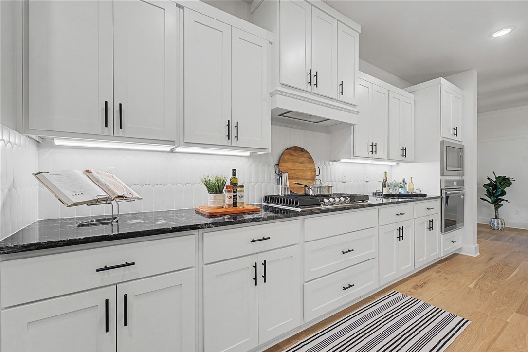 DIAMOND ESTATES PH V-CENTERTON - Residential