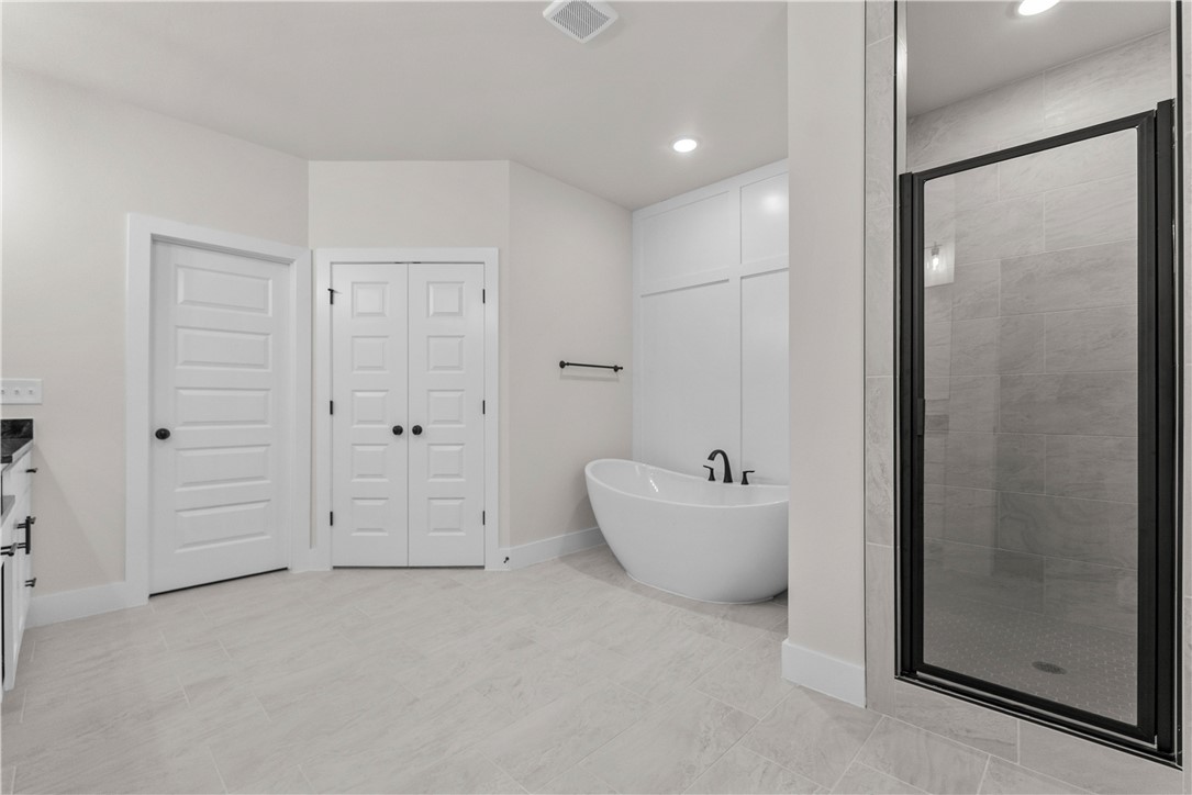 DIAMOND ESTATES PH V-CENTERTON - Residential