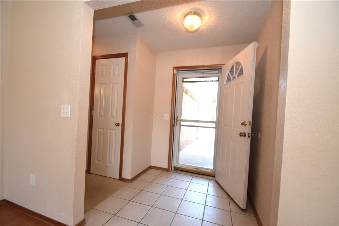Walnut Valley Sub Bentonville - Residential Lease