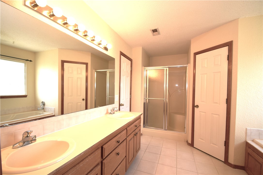 Walnut Valley Sub Bentonville - Residential Lease
