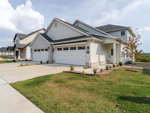 Photo of 2809 Hampshire Avenue, Bentonville, AR 72713 (MLS # 1327516)