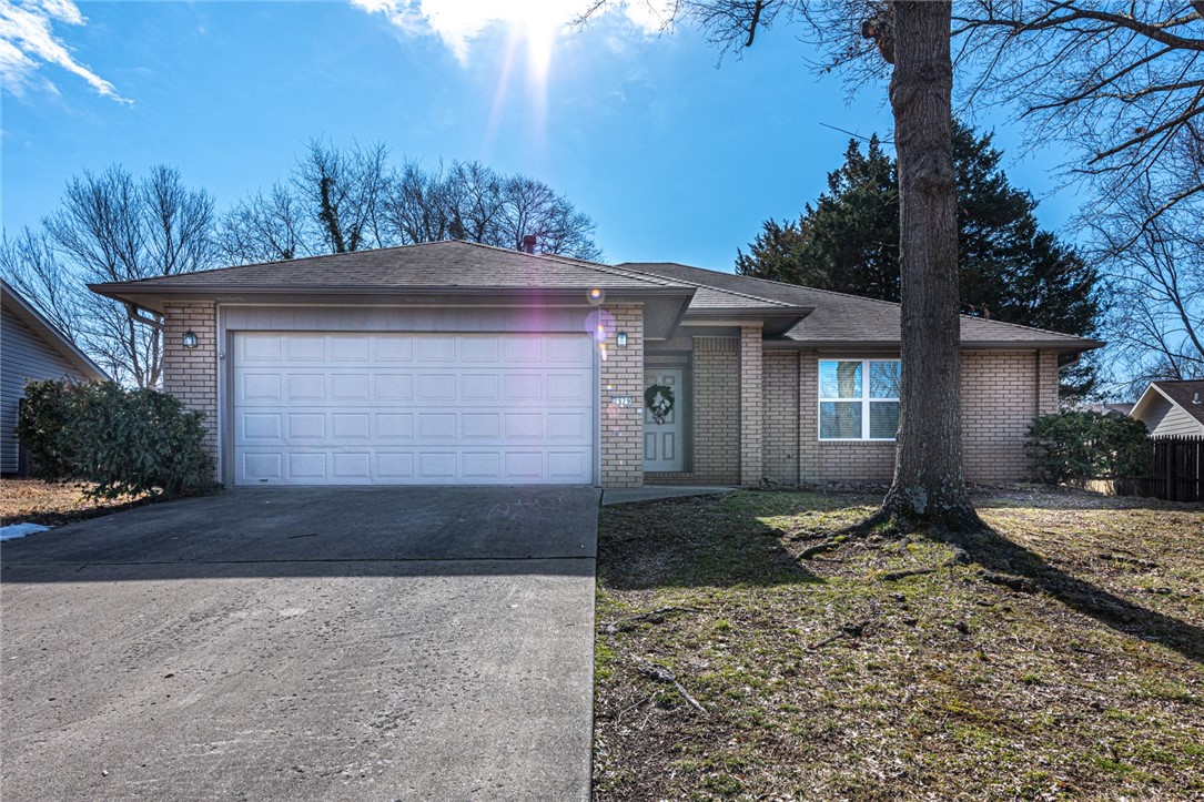 WELCOME HOME! Check out this 3 bedroom 2 bathroom home located in East Fayetteville minutes away
from Gulley Park! This remodeled home is just what you have been looking! From the covered front porch head inside to a spacious living room with a wood-burning fireplace and recessed lighting! Off the living room is room for a formal dining space perfect for hosting! Flow into the large kitchen with white cabinetry, stainless steel appliances, and room for a breakfast nook! Primary bedroom features bright white walls, private access to the backyard, and ensuite with granite counters, vanity nook, and tub/shower combo! Plus 2 additional bedrooms and additional bath with granite counters! Head out back to the patio and enjoy upcoming summer months enjoying the fenced-in backyard or watching your plants thrive with direct lighting! Act now before it's gone!