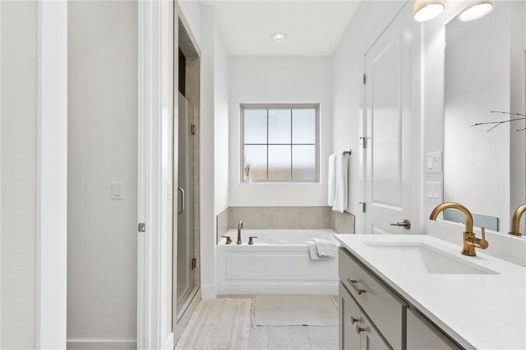 Aurora Sub Ph I Bentonville - Residential Lease