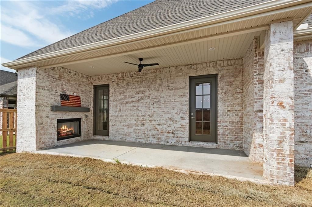 Aurora Sub Ph I Bentonville - Residential Lease