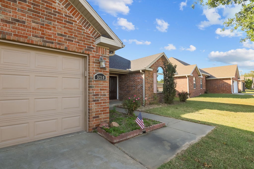 Post Meadows Rogers - Residential