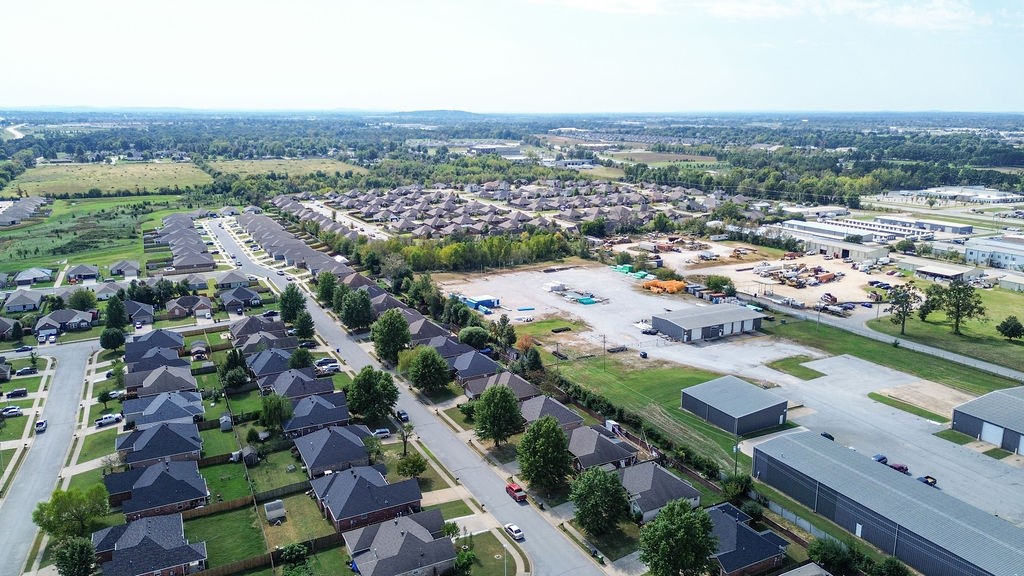 Post Meadows Rogers - Residential