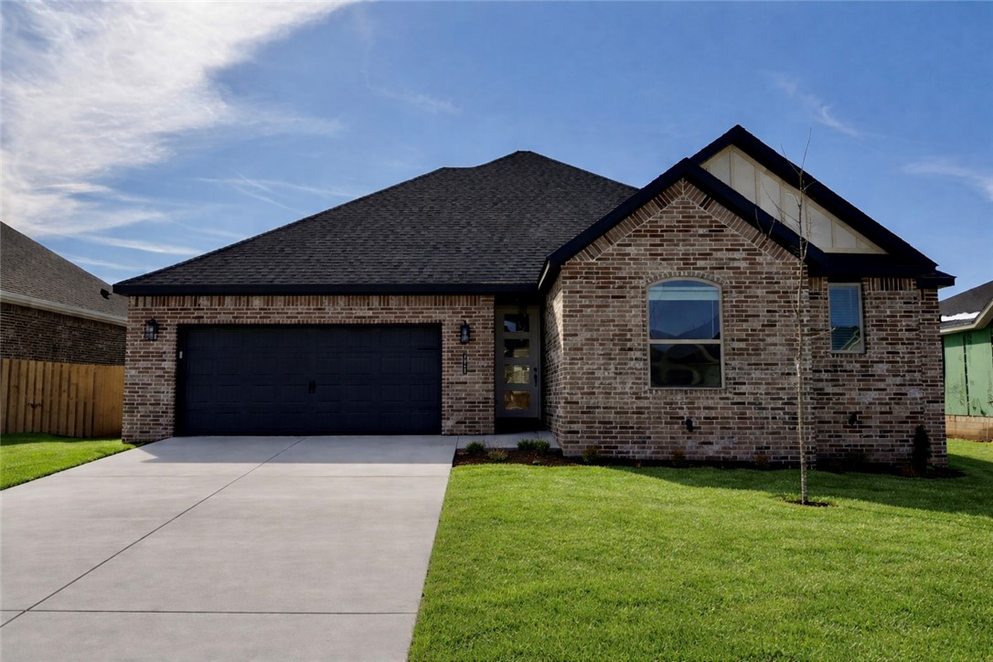 Yorktown 2 - Residential Lease