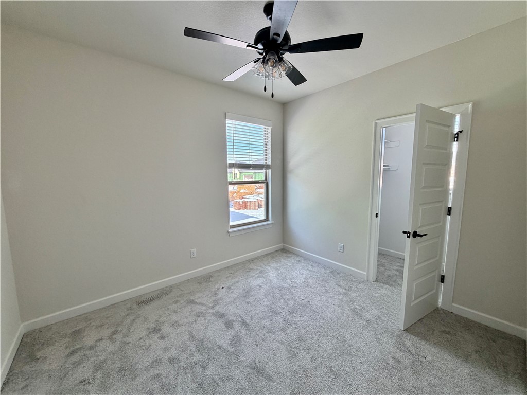 Yorktown 2 - Residential Lease