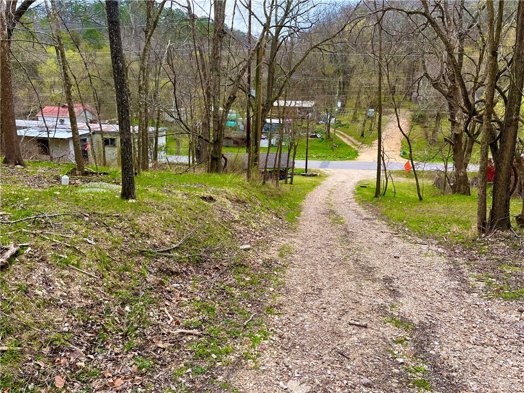 Clayton Surv To The City/Eurek - Land