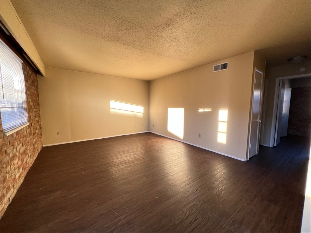 N/A - Residential Lease