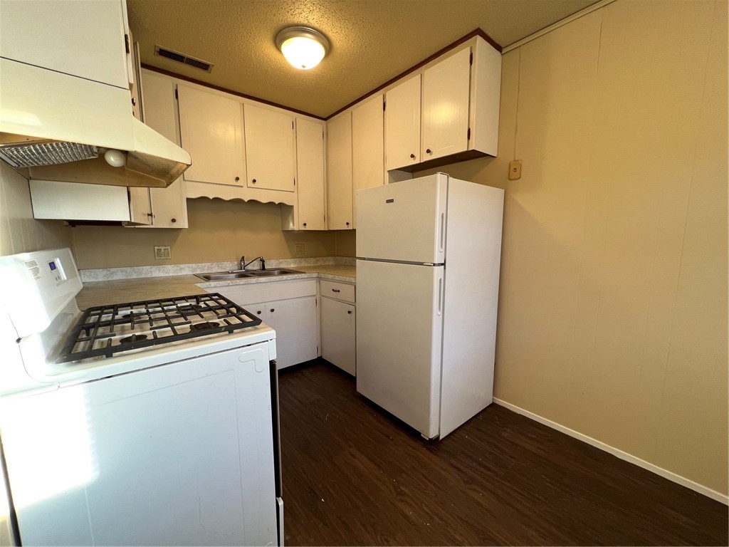 N/A - Residential Lease