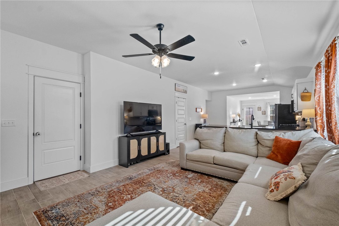 Saratoga Pea Ridge - Residential