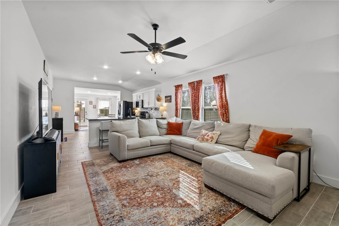 Saratoga Pea Ridge - Residential