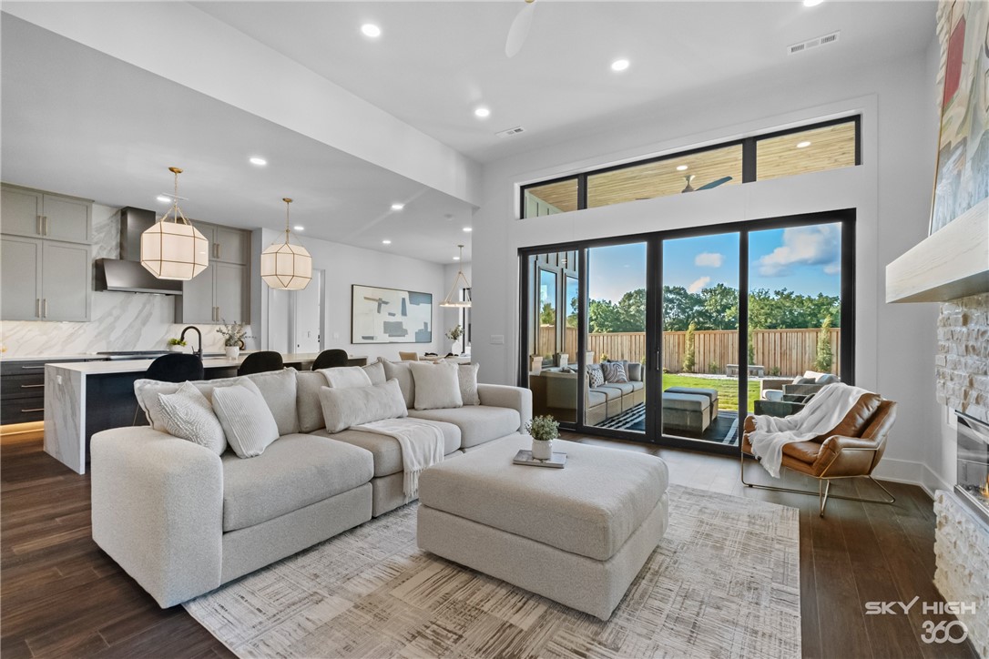 Aurora Sub Ph 3 Bentonville - Residential